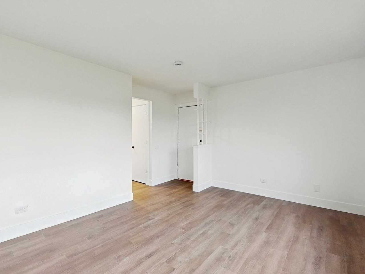 10358 Michael Todd Ter #1E - Photo 6 of 16