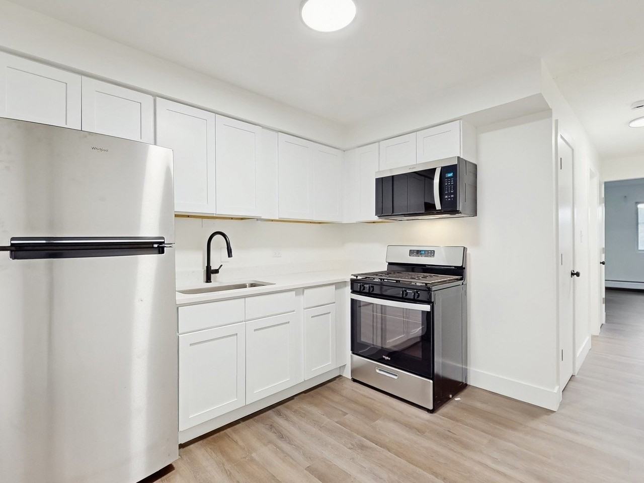 10358 Michael Todd Ter #1E - Photo 7 of 16