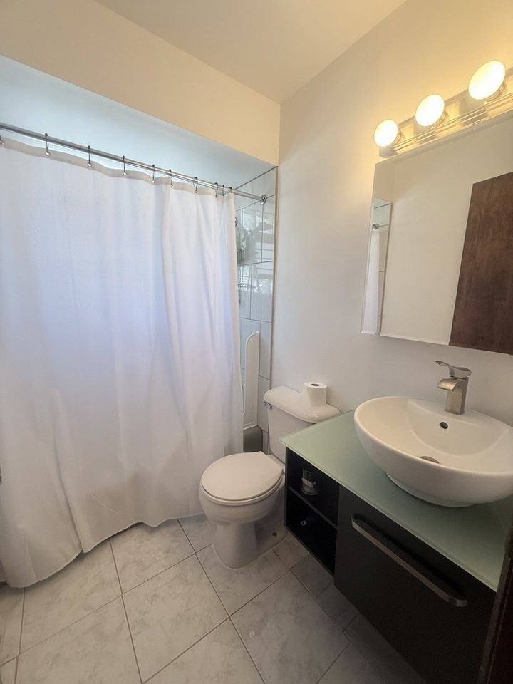 7601 Banks St #2E - Photo 6 of 6