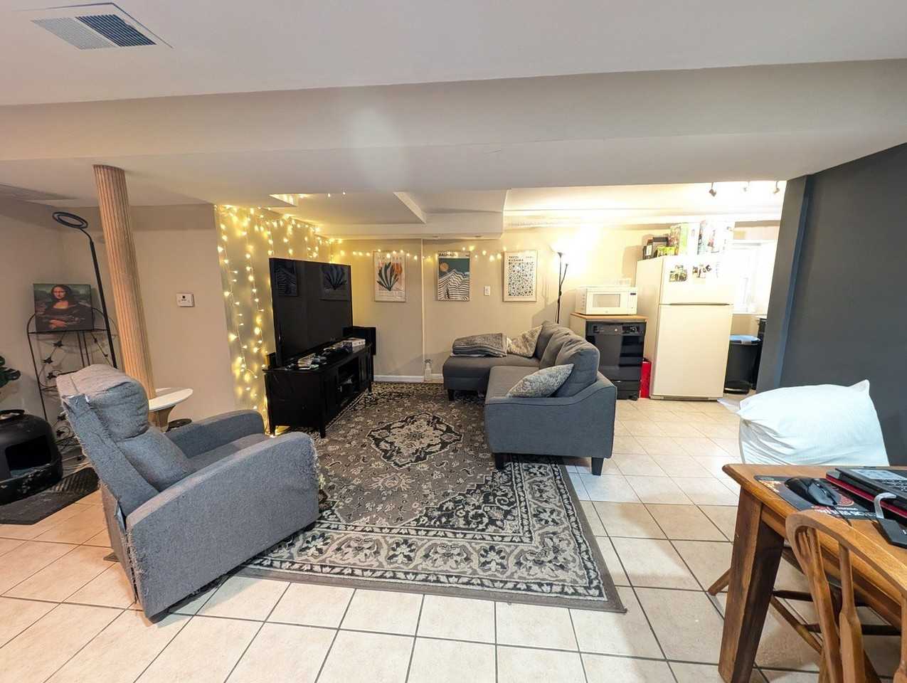 4335 N Sacramento Ave #G - Photo 4 of 9