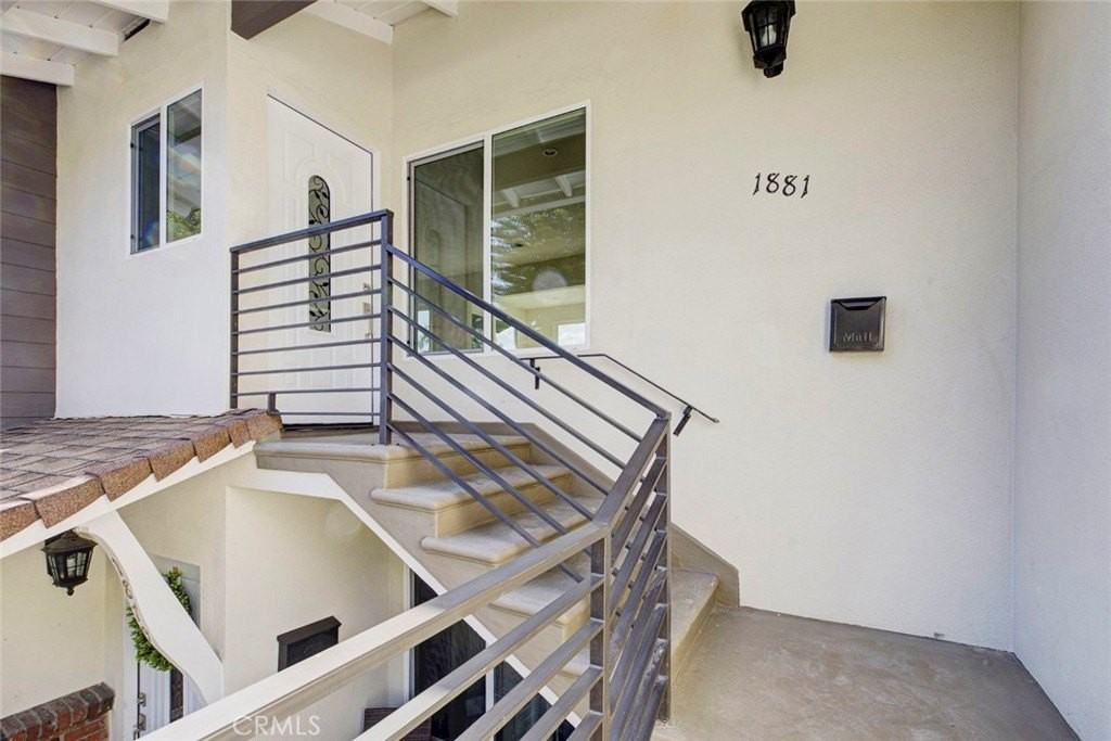 1881 Verdugo Loma Dr - Photo 4 of 43