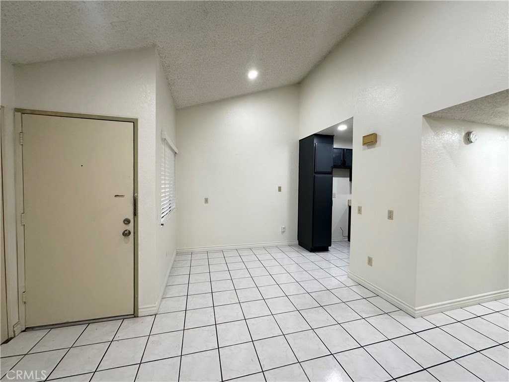 22800 Hilton Head Dr #304 - Photo 4 of 14