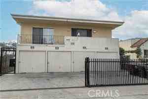 featured image of 1308 E Oaks St #C
