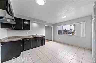 1308 E Oaks St #C - Photo 5 of 24