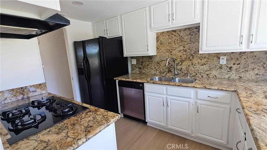 637 E Gaillard St - Photo 3 of 21