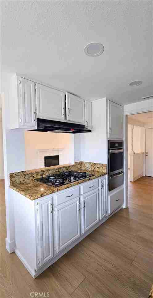 637 E Gaillard St - Photo 4 of 21