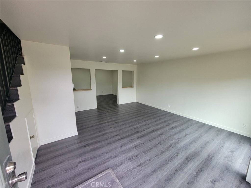 1103 W Francis St - Photo 4 of 26