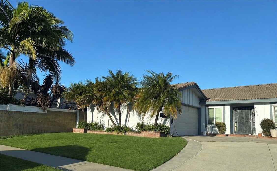 17936 Santa Olivia St - Photo 3 of 18