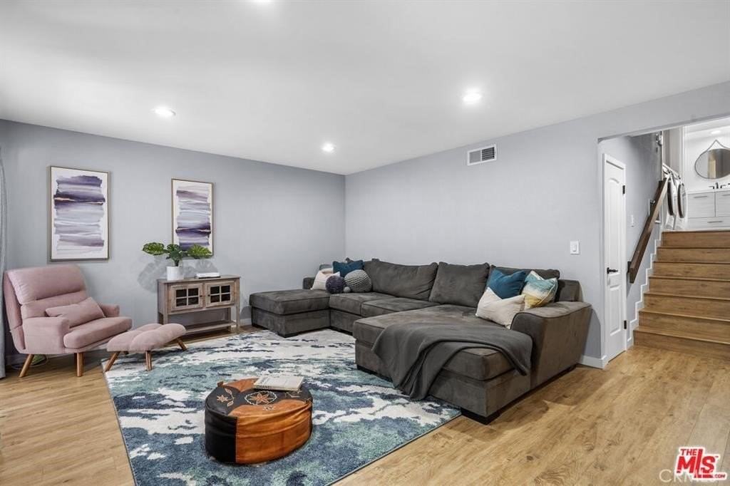 5123 Castelotte Ct - Photo 2 of 37