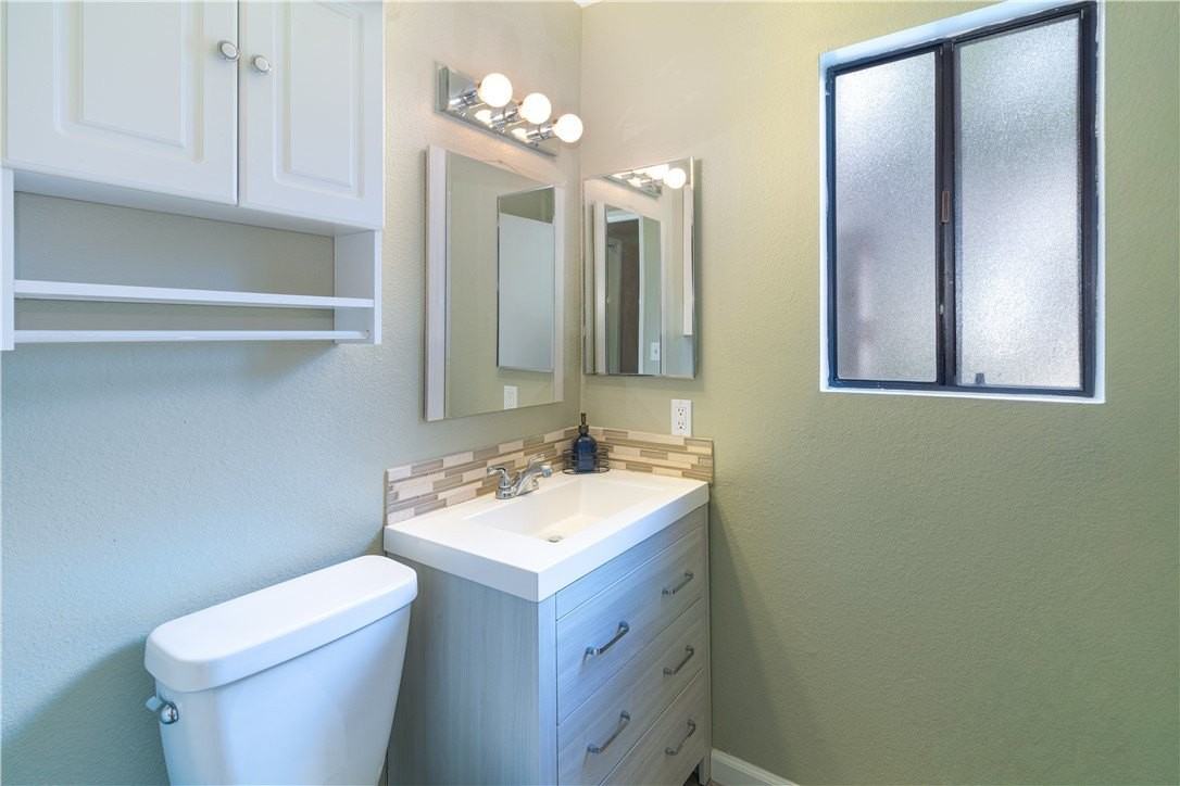 628 E Birch St - Photo 7 of 16