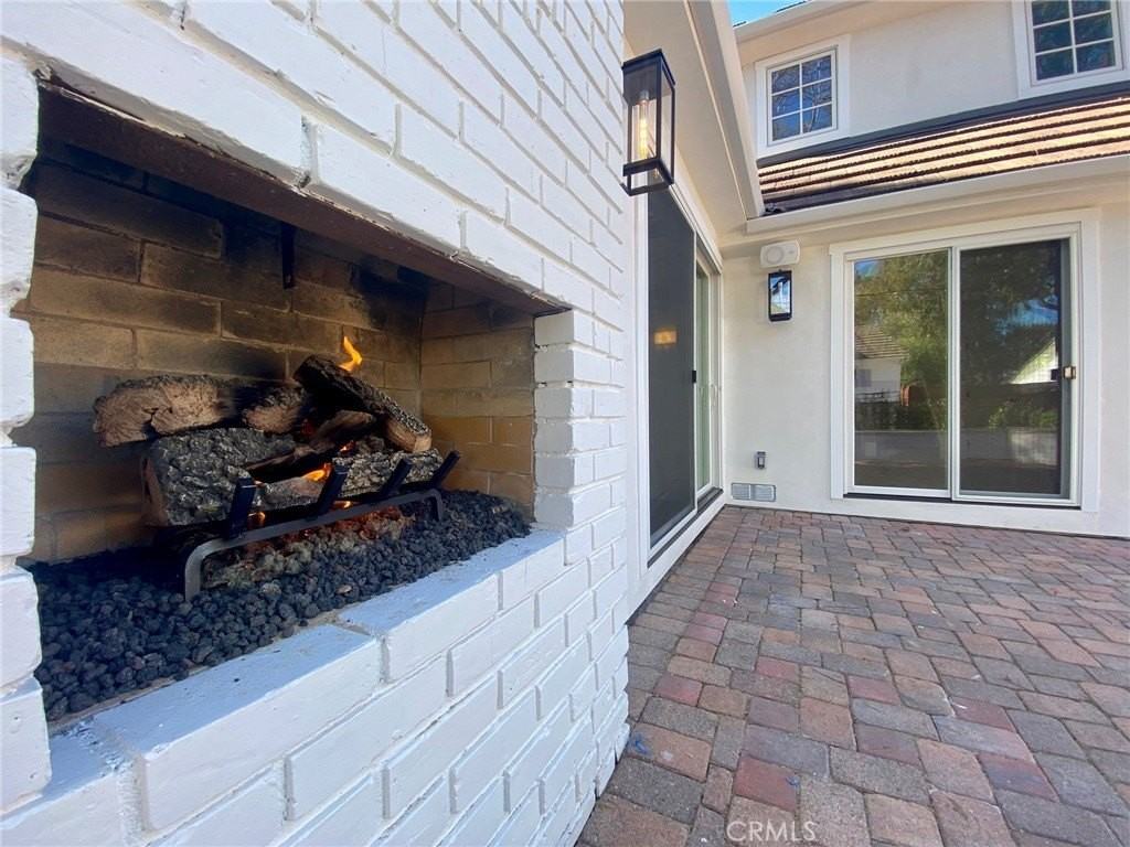 3645 Via Palomino - Photo 4 of 27