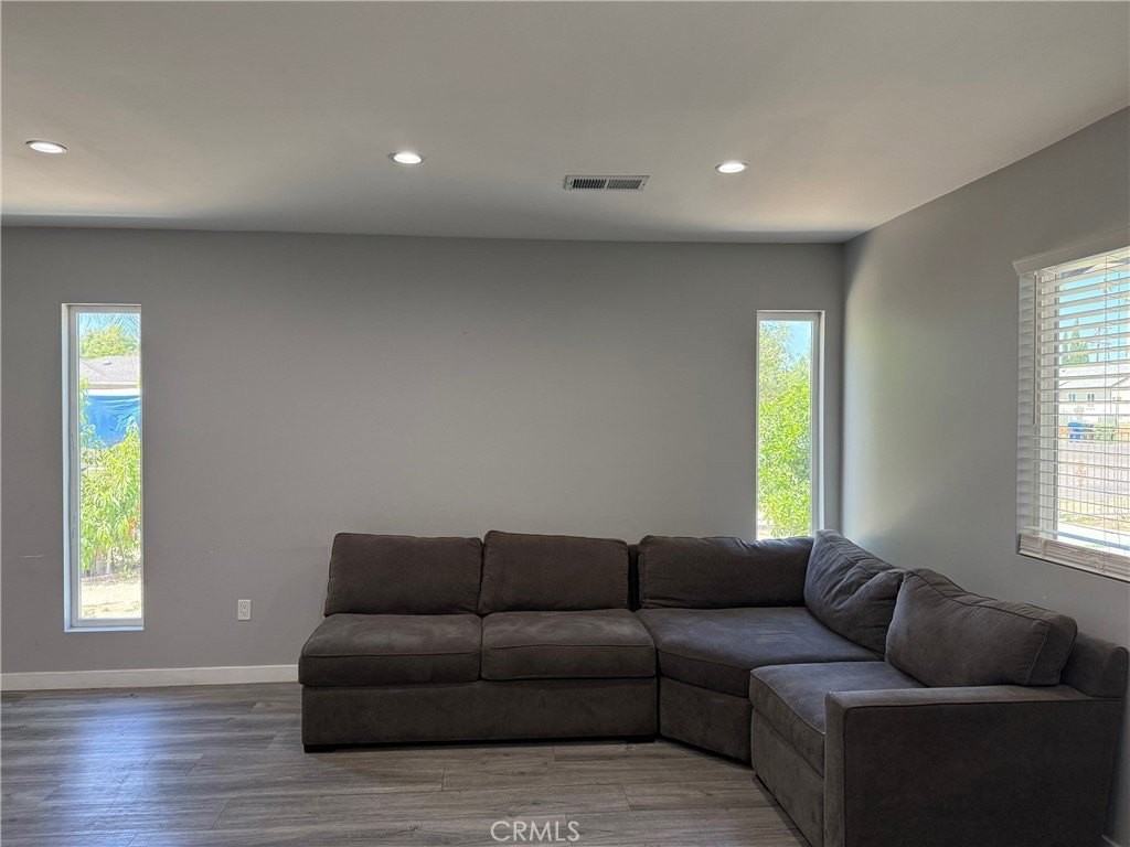 7120 Quartz 1/2 - Photo 6 of 16