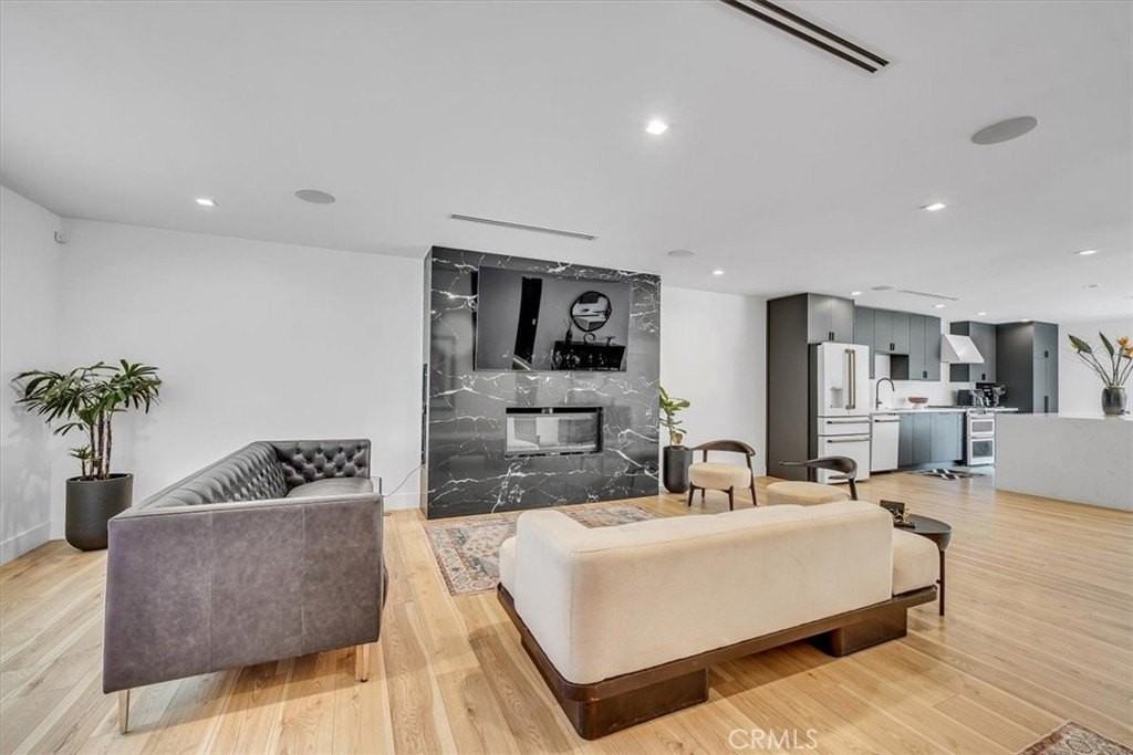 22901 Bassett St - Photo 2 of 50