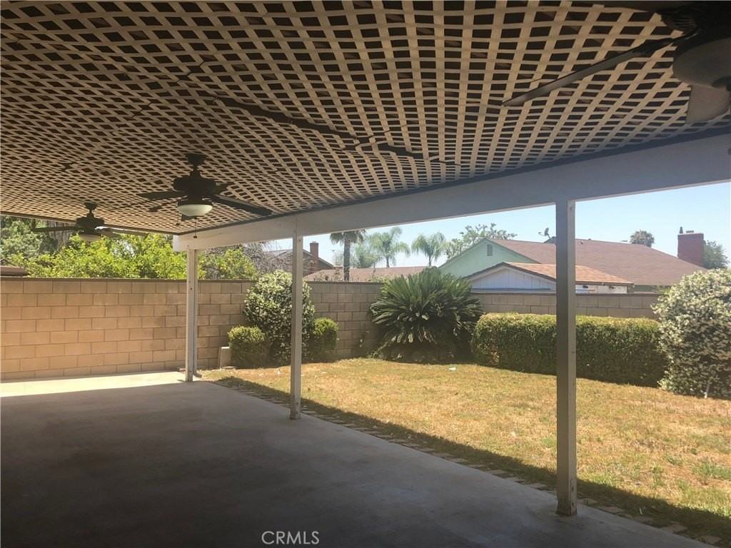 9150 Malachite Ave - Photo 3 of 9