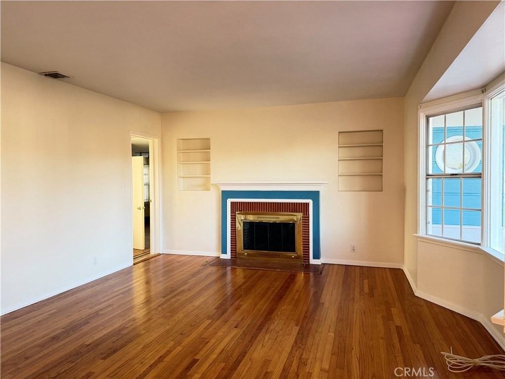 1107 Manley Dr - Photo 2 of 4