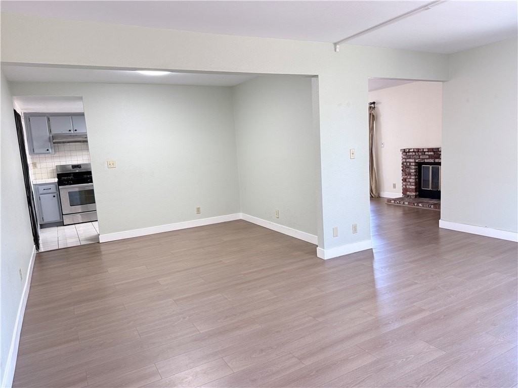 1714 Del Mar Ave - Photo 4 of 9