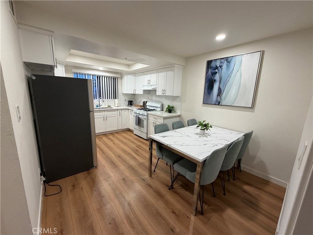 2120 Mountain View Rd #E - Photo 3 of 11