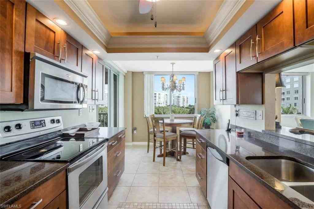 21 Bluebill Ave #B401 - Photo 7 of 23