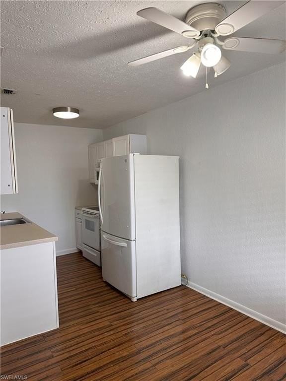 4629 Bayshore Dr #J7 - Photo 3 of 14