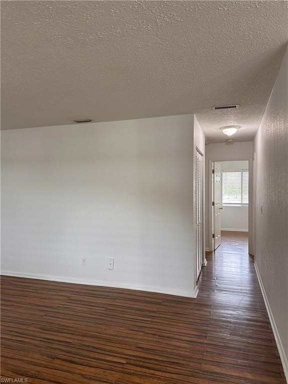 4629 Bayshore Dr #J7 - Photo 6 of 14