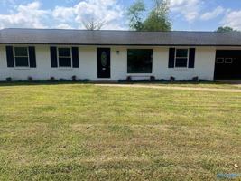 featured image of 2211 Penhall Dr Ne