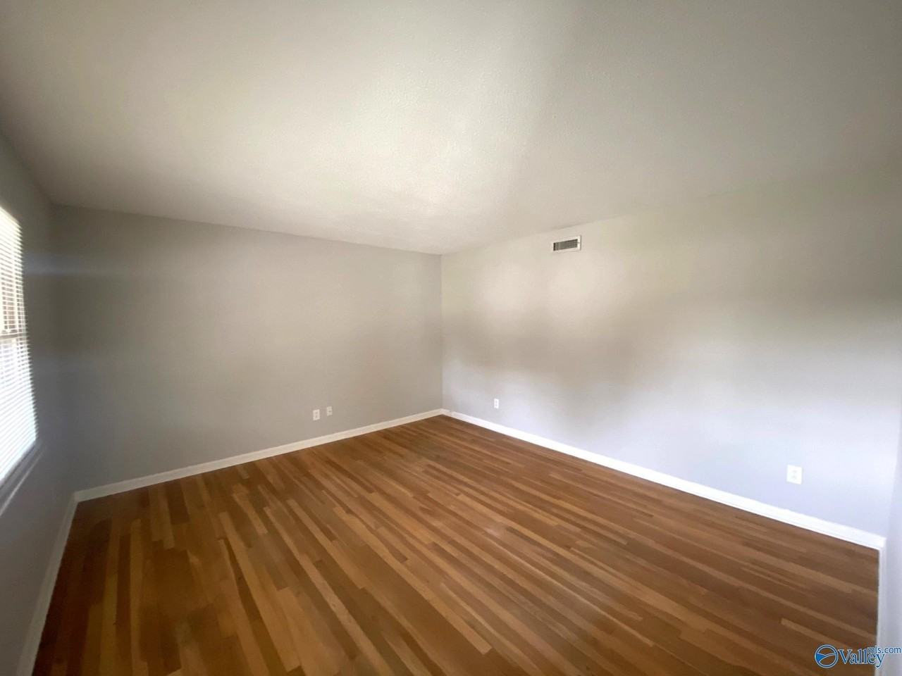 710 Mountain Gap Rd Se - Photo 3 of 15