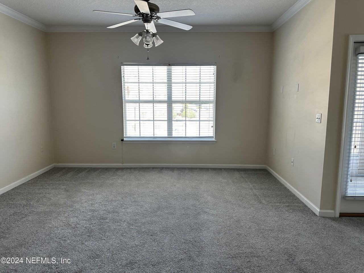 9740 Summer Grove Way W - Photo 6 of 14