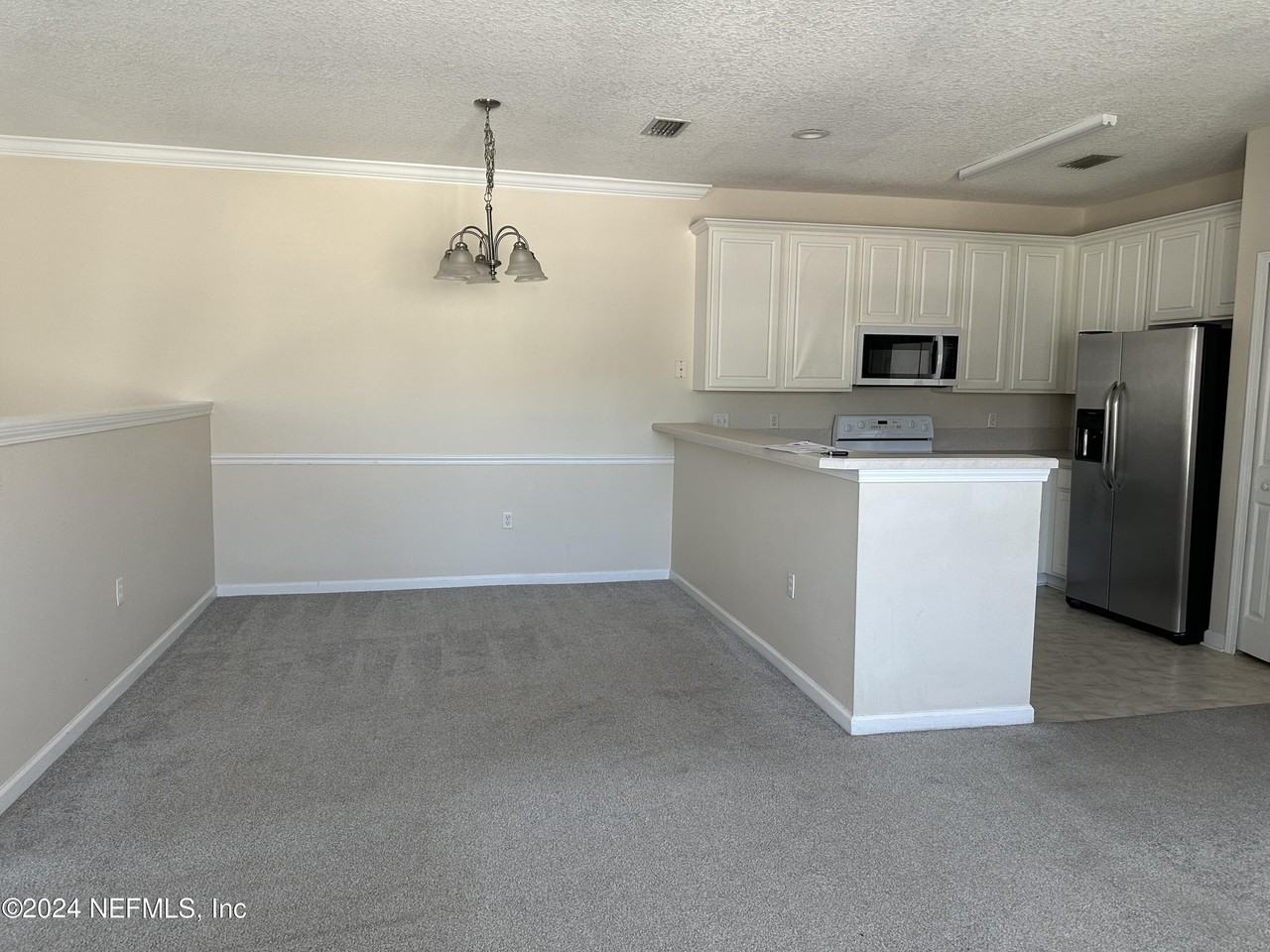 9740 Summer Grove Way W - Photo 7 of 14