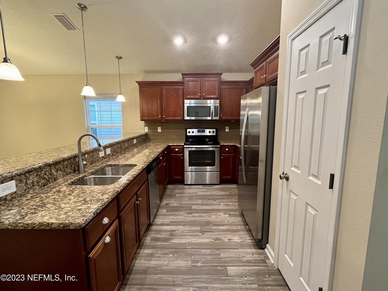 3168 Angora Bay Dr - Photo 4 of 31