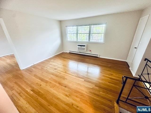 320 Elm Ave