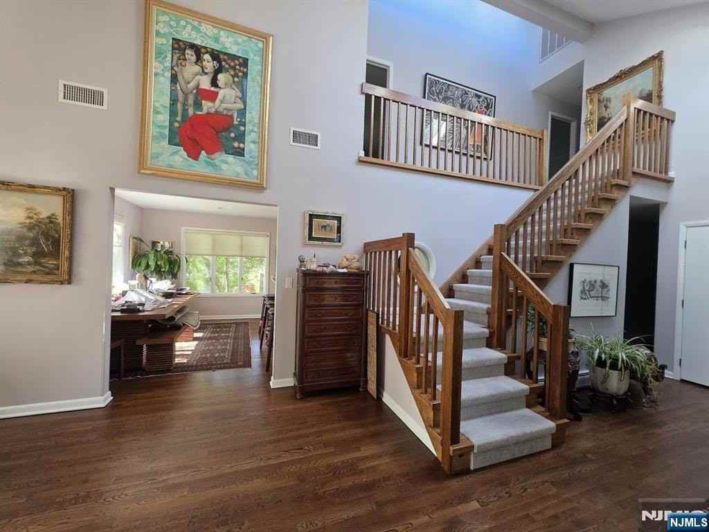 33 Cedar Ln - Photo 7 of 44