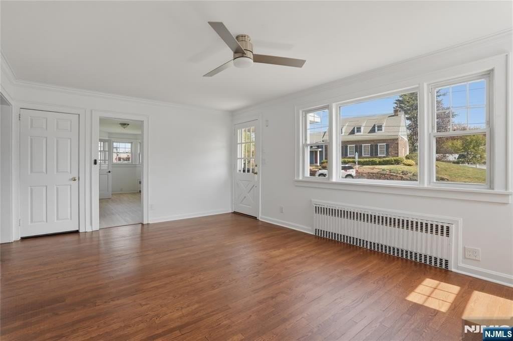 38 E Ridgewood Ave - Photo 4 of 21