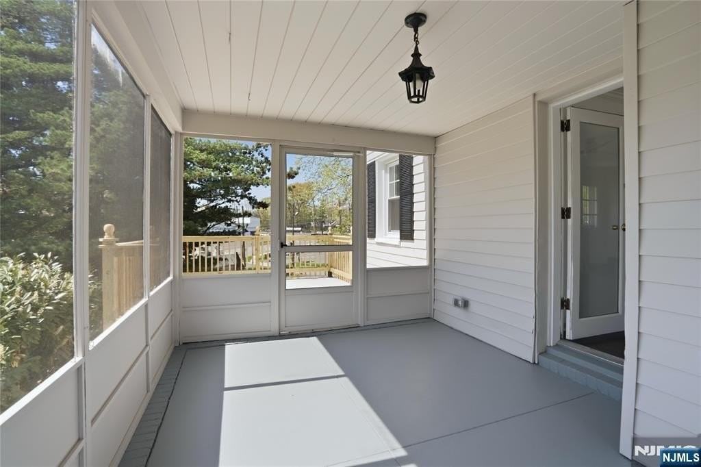 38 E Ridgewood Ave - Photo 5 of 21