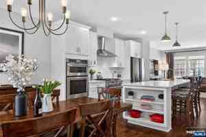 featured image of 117 Truman Dr