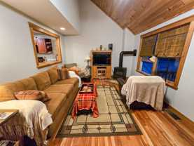 145 Knight Ln - Photo 1 of 1