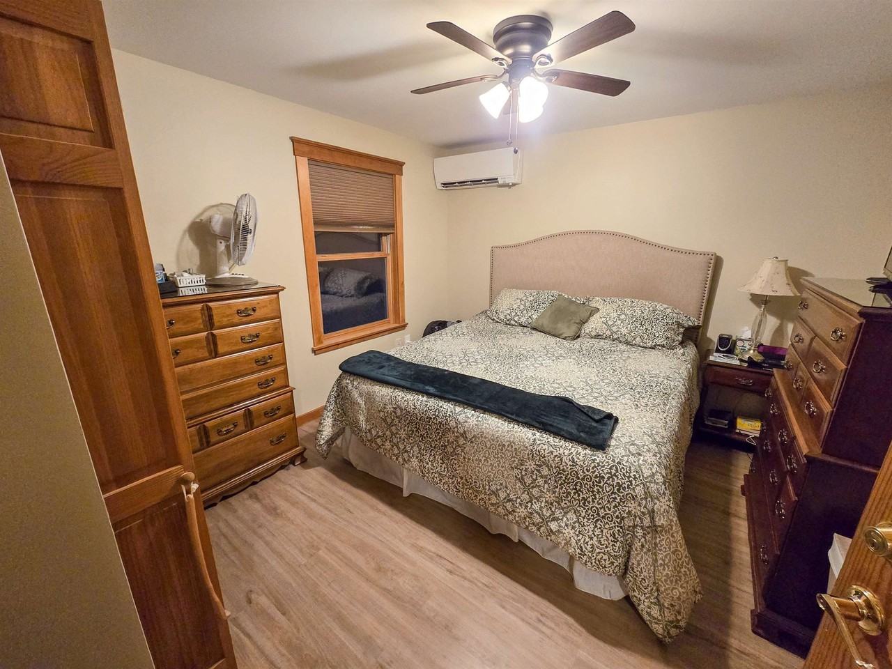 145 Knight Ln - Photo 5 of 22