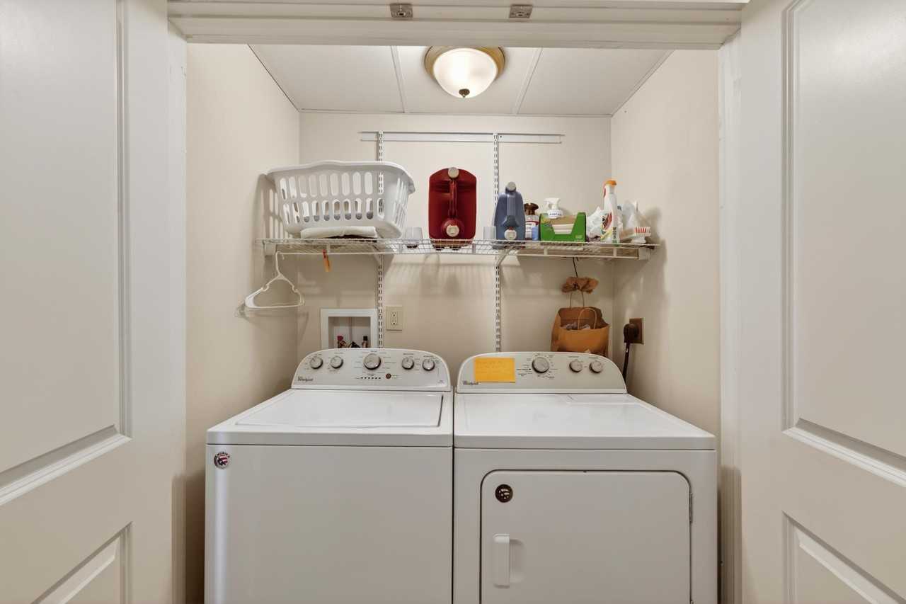 14 Myrtle St - Photo 5 of 46