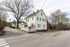 featured image of 19 Blossom St