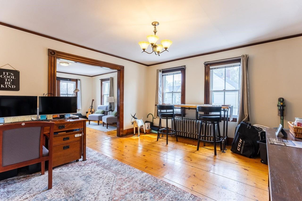 19 Blossom St - Photo 5 of 28