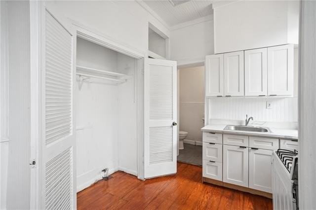 732 Burgundy St #C - Photo 7 of 15