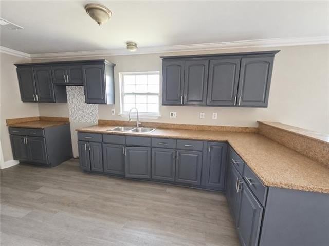 6038 N Rampart St - Photo 3 of 8