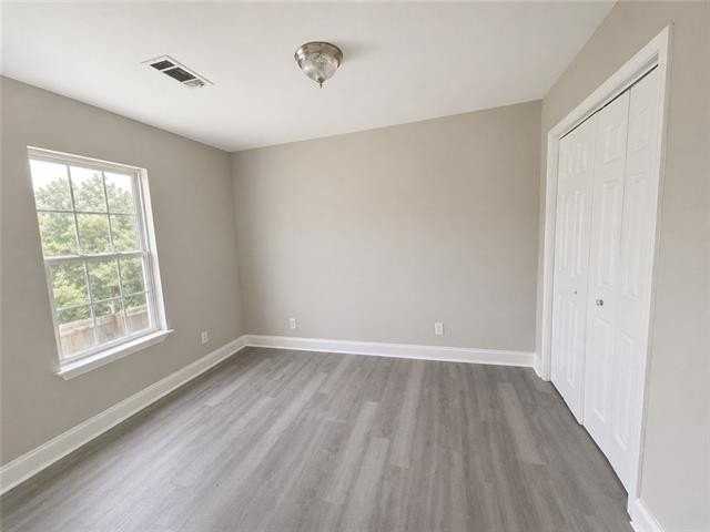 6038 N Rampart St - Photo 4 of 8