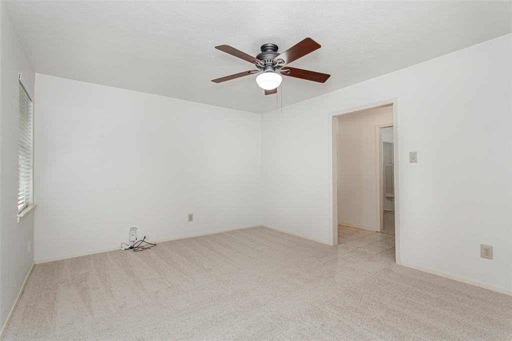 7409 Brentcove Cir - Photo 7 of 34