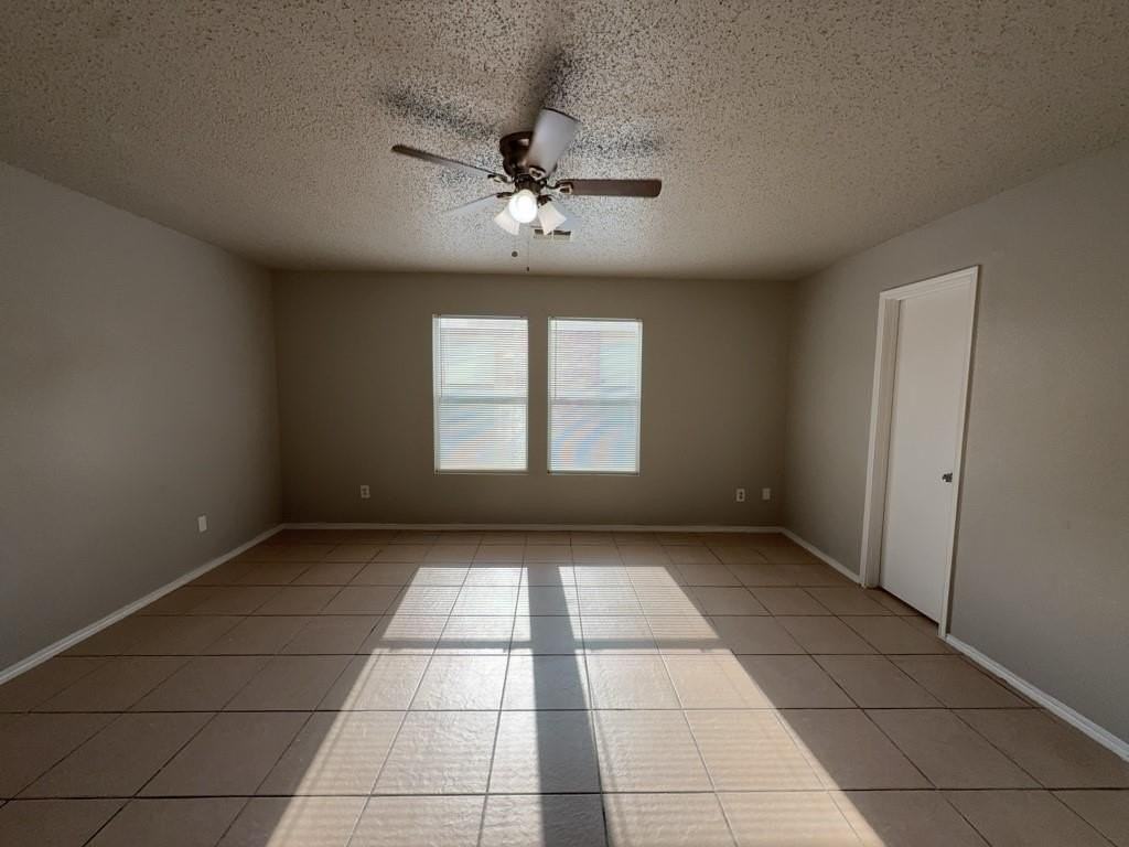 3952 Golden Horn Ln - Photo 7 of 27