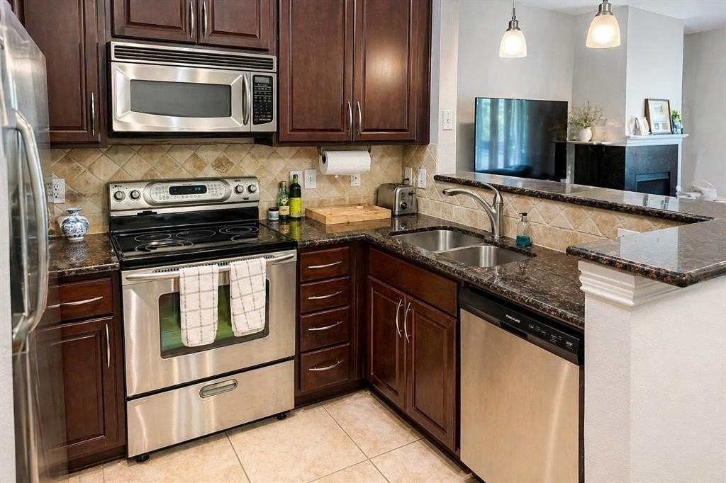 2201 Wolf St #2206 - Photo 4 of 4
