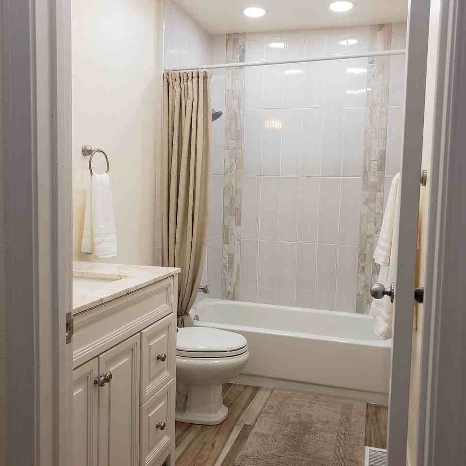 5406 Mill Pond Drive Southeast - Photo 2 of 11