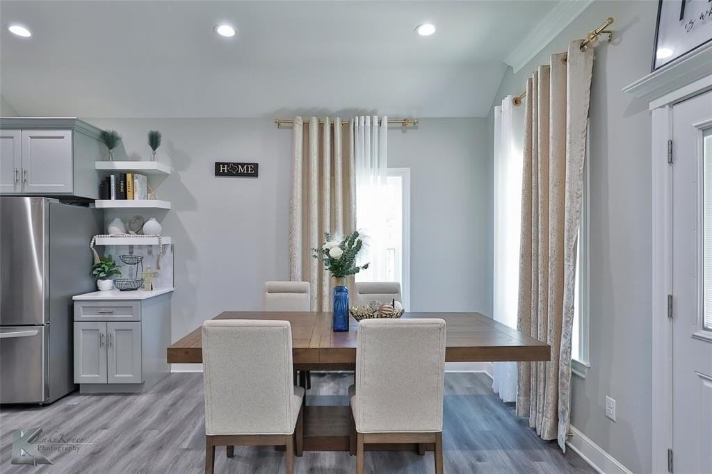 5433 Fallbrook Dr - Photo 7 of 39