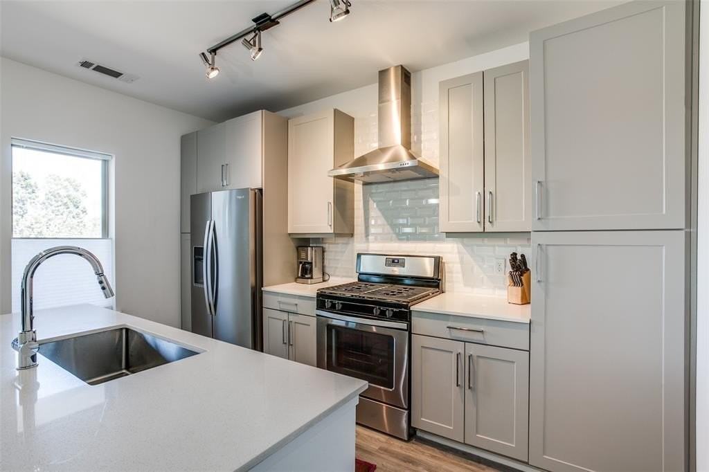 5710 Mccommas Blvd #301 - Photo 3 of 22