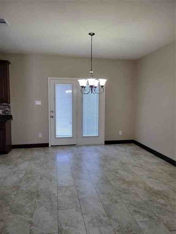 1633 Kawati Way - Photo 6 of 17