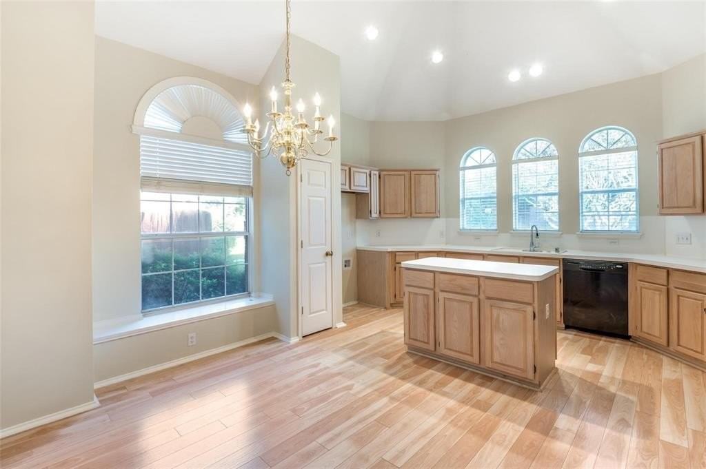 2320 Wooten Pl - Photo 5 of 11
